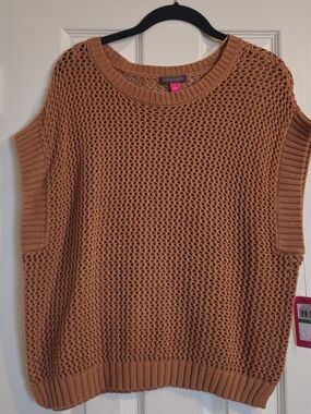 Vince Camuto Open-Knit Sleeveless Crewneck Sweater in Rust Or Warm Latte